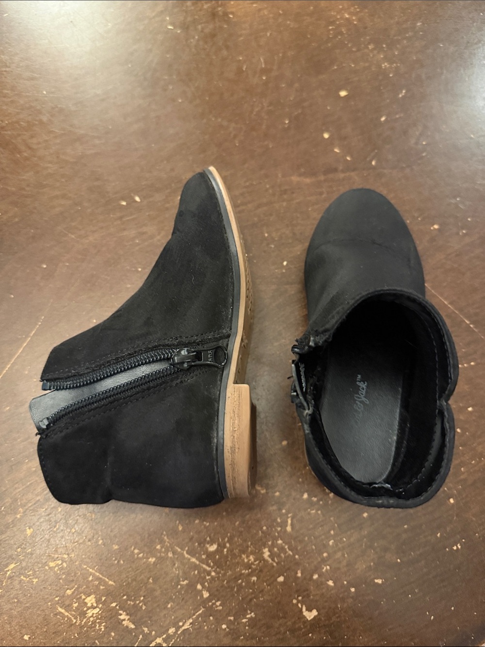 Cat & Jack Black Kids Chukka Boots with Side Zipper and Tan Sole